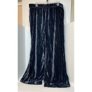 Soft Surroundings, Luxurious Style Crushed Velvet Black , Wide Legs Pants/ Lg.